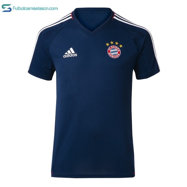 Entrenamiento Bayern Munich 2017/18 Azul